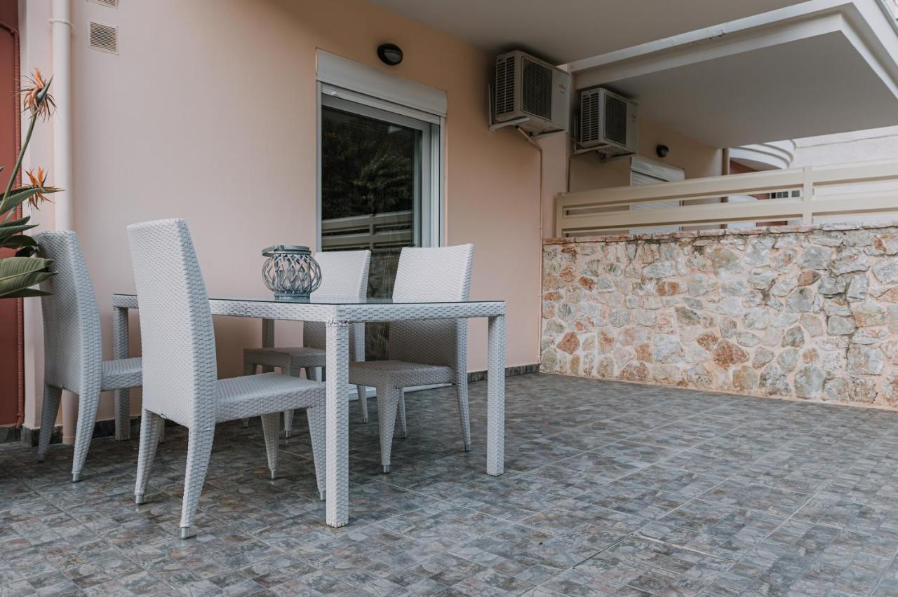Hb Modern Apartments Tolo Bagian luar foto
