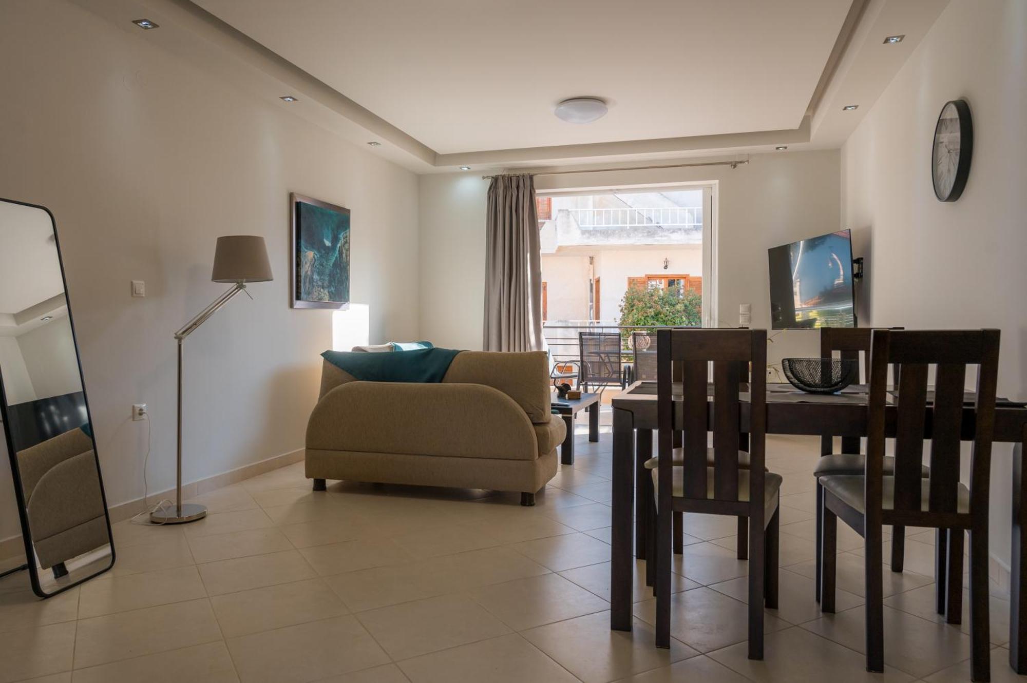 Hb Modern Apartments Tolo Bagian luar foto