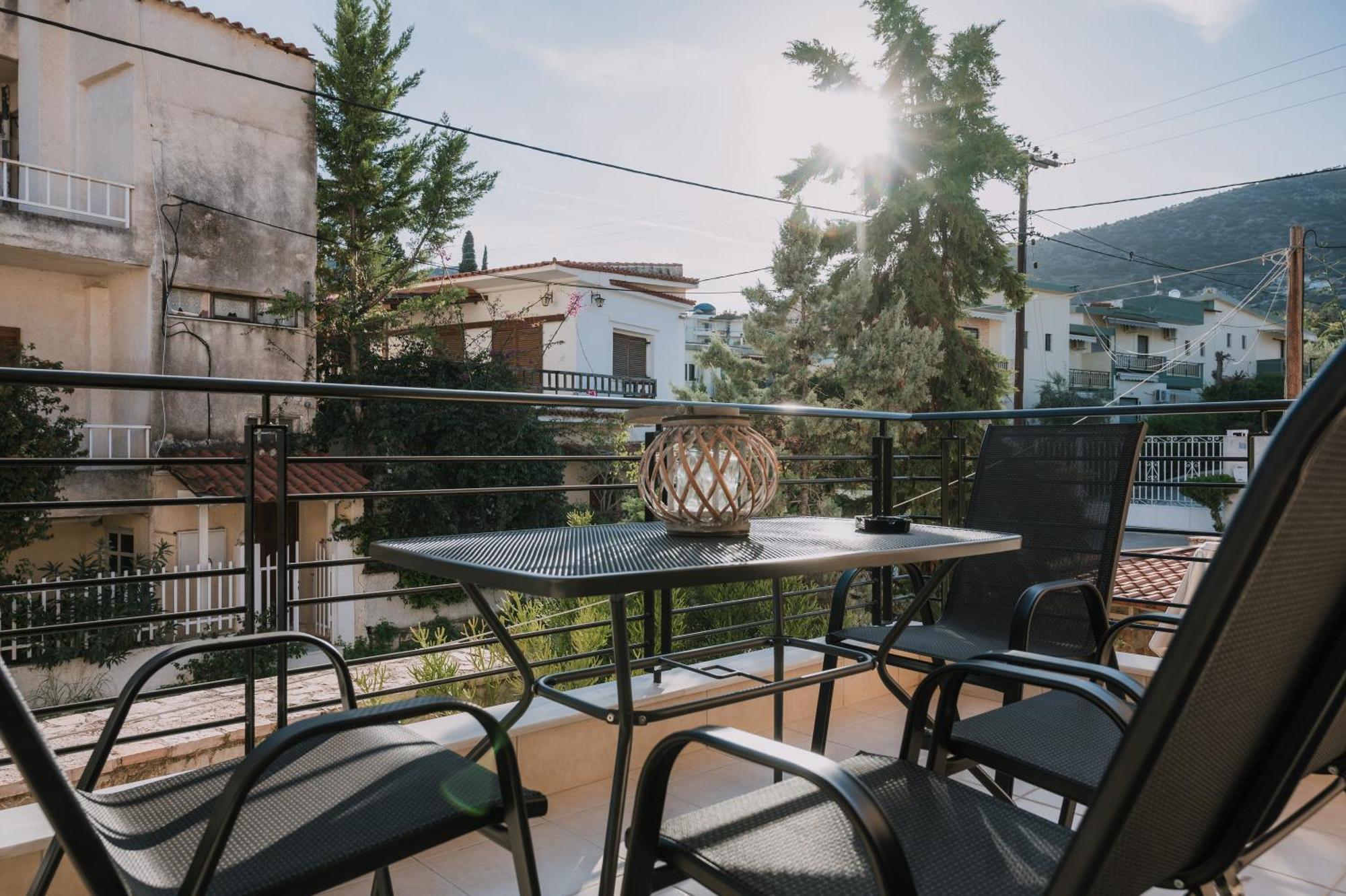 Hb Modern Apartments Tolo Bagian luar foto