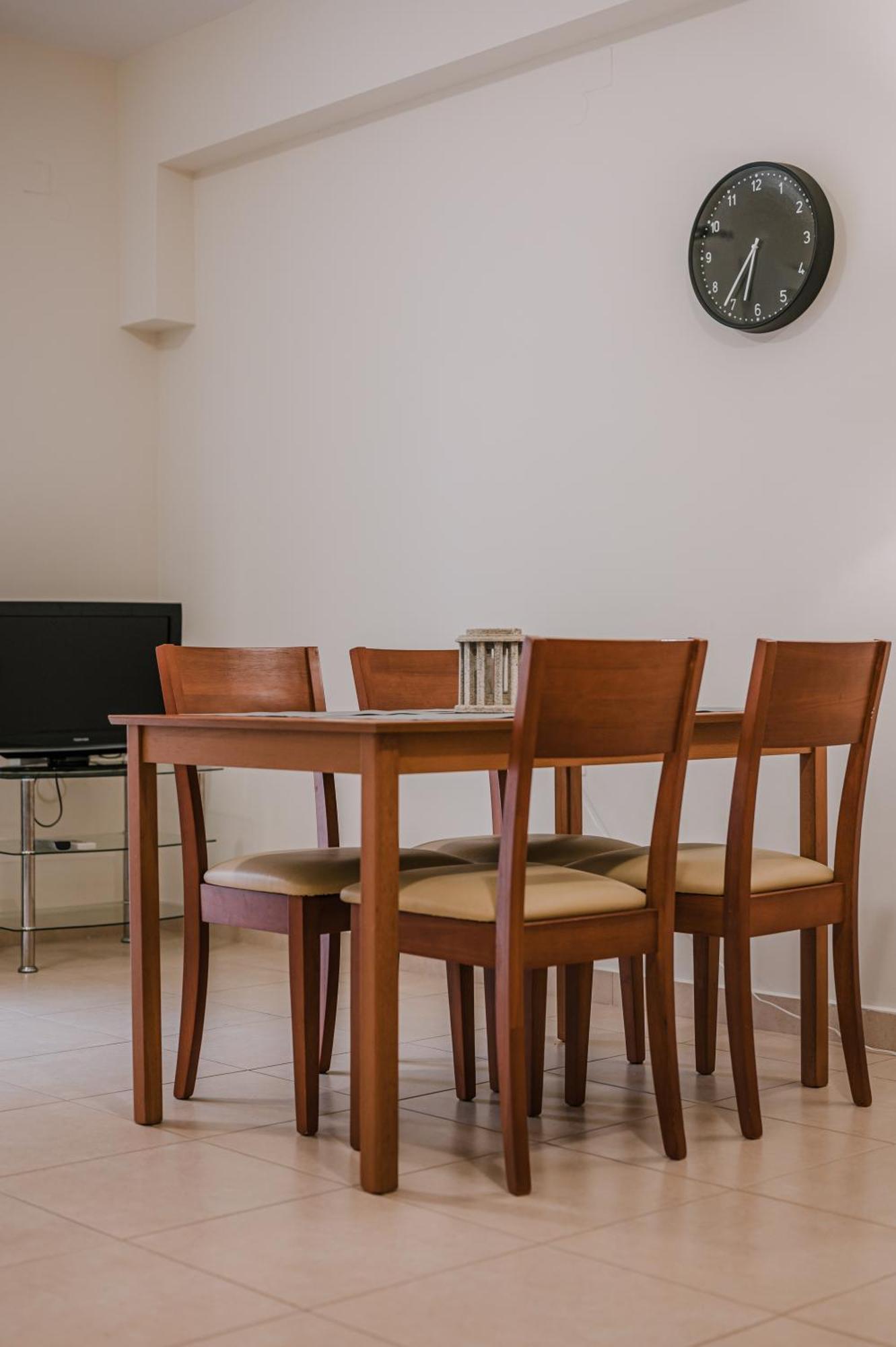 Hb Modern Apartments Tolo Ruang foto