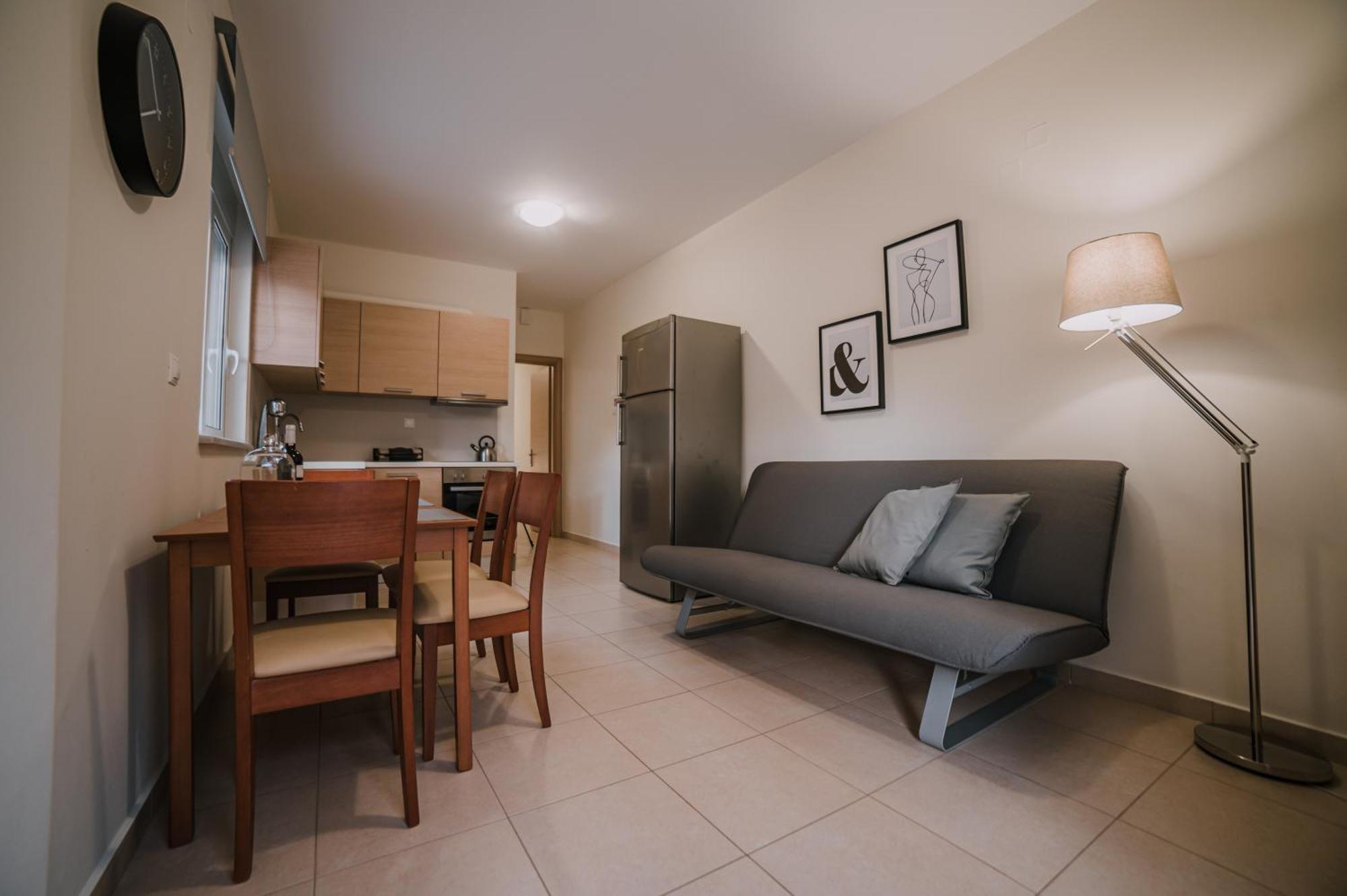 Hb Modern Apartments Tolo Ruang foto